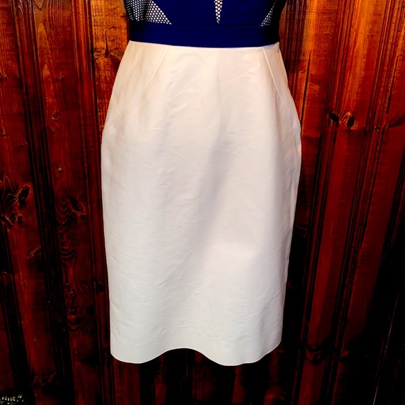 🤍Elegant and classy💙 - Picture 6 of 8